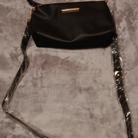 Steve Madden Black Crossbody Purse - Picture 10 of 10